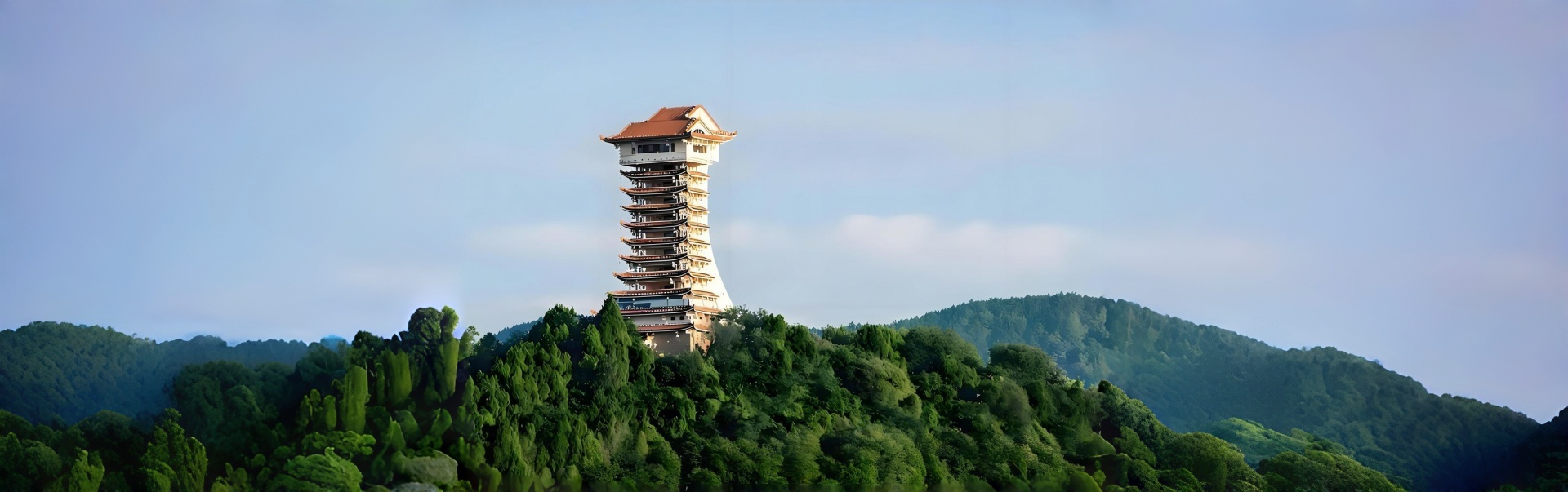 凤凰山-专注于利州本地信息和服务为一体的网站利州江畔