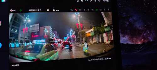 疯狂出租车-专注于利州本地信息和服务为一体的网站利州江畔