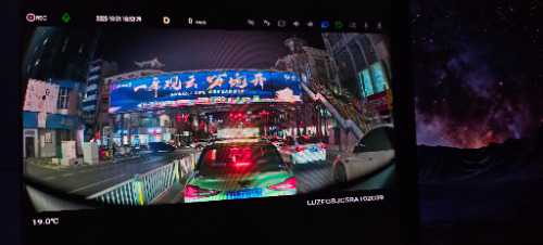 疯狂出租车-专注于利州本地信息和服务为一体的网站利州江畔